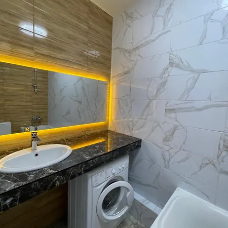 37 Pearl Apartment *